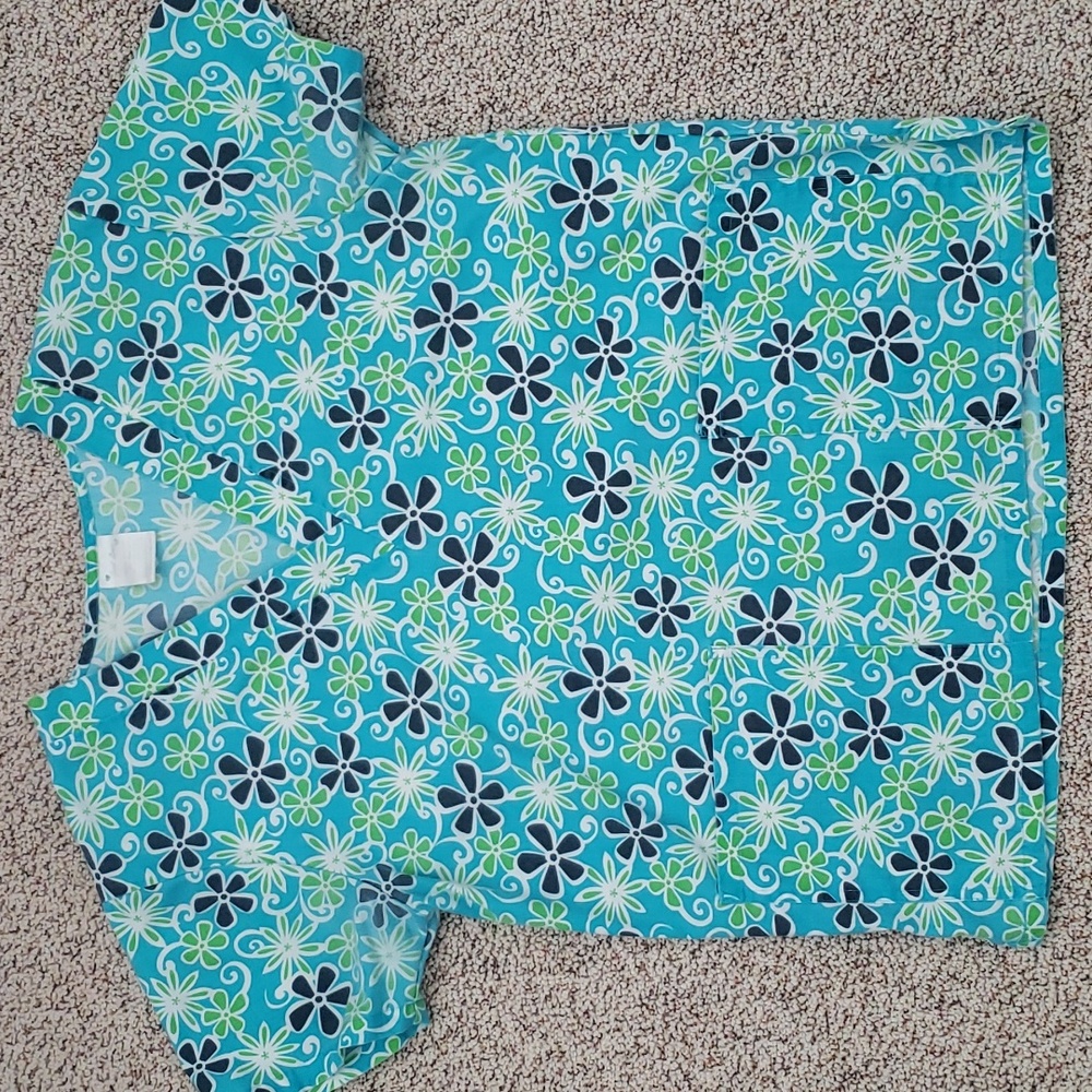 Small Unisex flowered scrub top